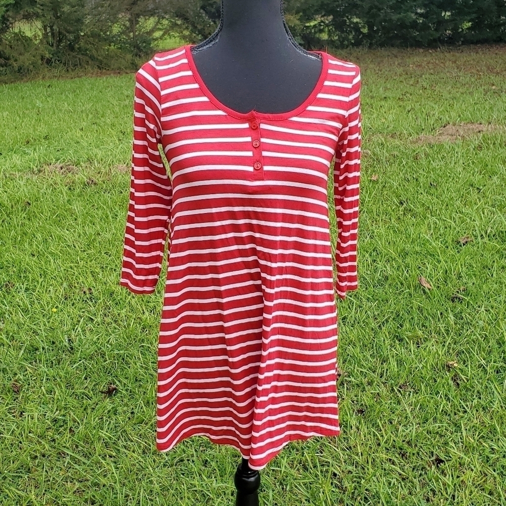 Red with white stripes tunic 3/4 sleeve top